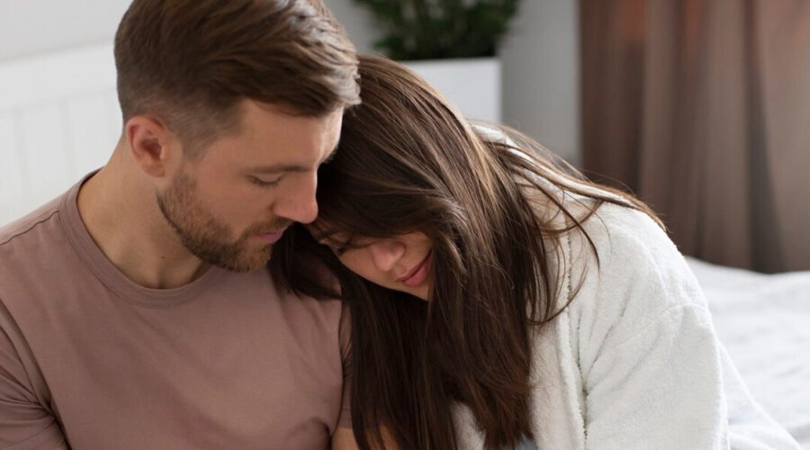 Principais sinais de desequilíbrio hormonal em homens e mulheres